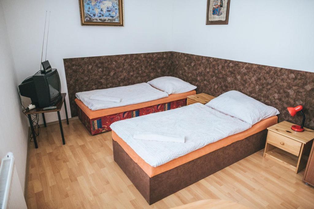 Klub U Namornika Dvur Kralove nad Labem Exterior photo